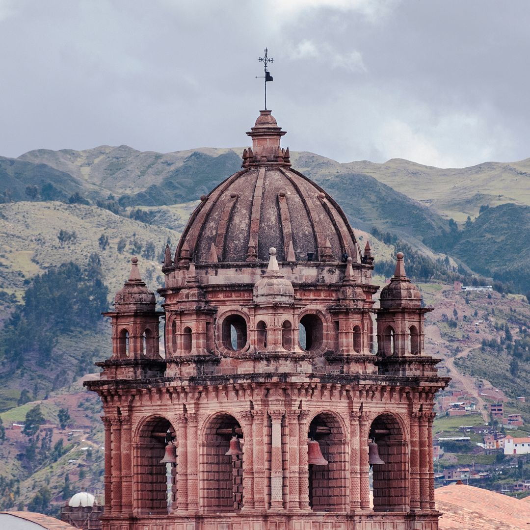 Cusco foi a principal cidade do Império Inca. Centro de cultura e tradição, a cidade se transformou em um dos principais pontos turísticos do Peru,