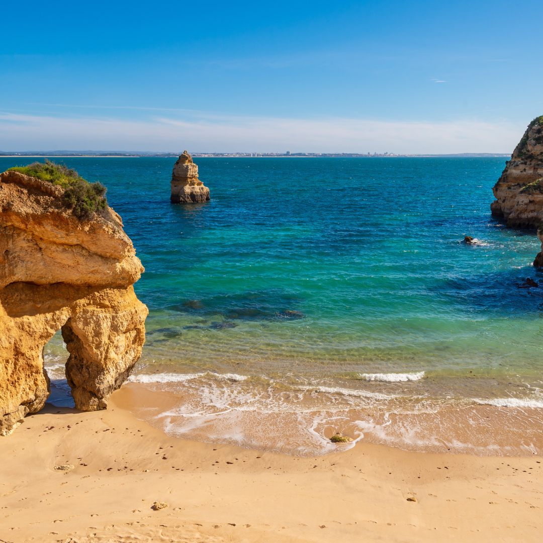 O QUE FAZER EM LAGOS: FALÉSIAS, PRAIAS E HISTÓRIA NO ALGARVE